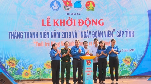 2019 TINH DOAN KHOI DONG THANG THANH NIEN 032019.jpg