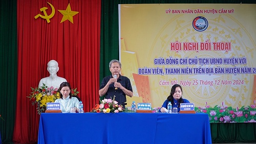 2024 LANH DAO HUYEN DOI THOAI VOI THANH NIEN 2.jpg