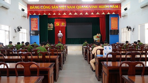 2025 CONG AN CAM MY TAP HUAN TRAT TU ATGT.jpg