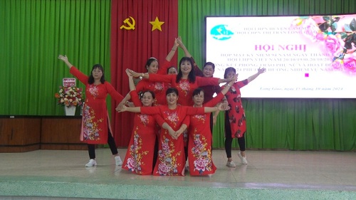 2024 HOI PHU NU LONG GIAO HOP MAT NGAY 20 THANG 10.jpg