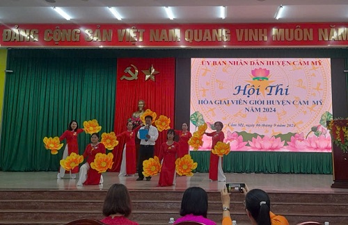 2024 HOI THI HOA GIAI VIEN CO SO GIOI 2.jpg