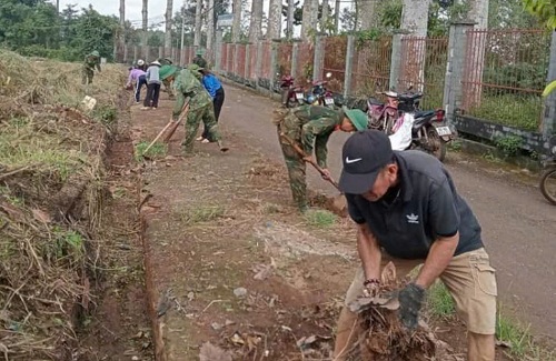 2024 NHAN NGHIA RA QUAN LAM CONG TAC DAN VAN.jpg