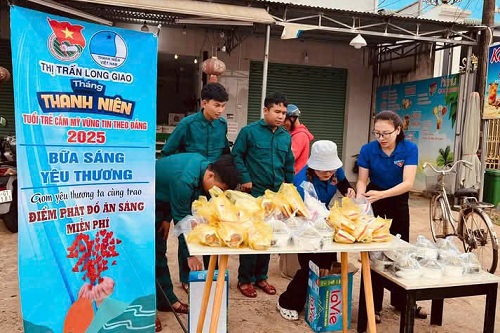 2025 BUA SANG YEU THUONG CUA THANH NIEN LONG GIAO.jpg