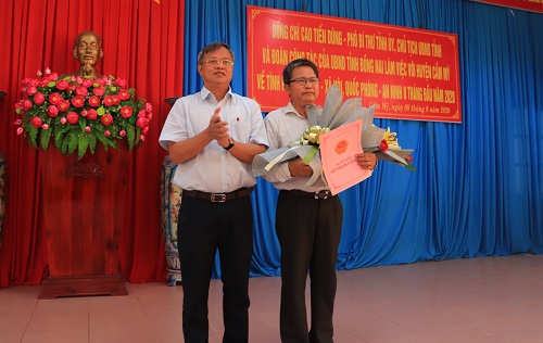 2020 CHU TICH UBND TINH LAM VIEC TAI HUYEN CAM MY VE TINH HINH KTXH ANQP 8 THANG DAU NAM 1.jpg