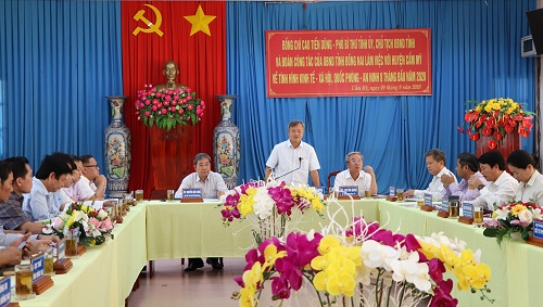 2020 CHU TICH UBND TINH LAM VIEC TAI HUYEN CAM MY VE TINH HINH KTXH ANQP 8 THANG DAU NAM.jpg