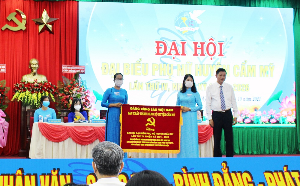 2021 DAI HOI DAI BIEU PN LAN THU IV 1.jpg