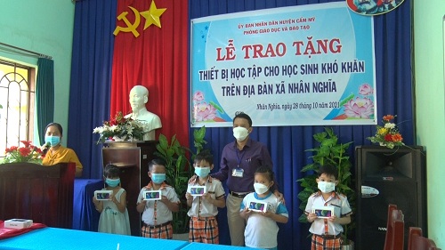 2021 HO TRO 1000 THIET BI HOC TAP.jpg