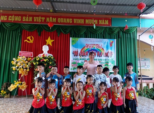 2023CO HUE MAM NON THANH BINH 1.jpg