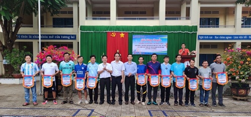 2023 KHAI MAC GIAI BCHUYEN.jpg