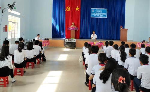 2024 TAP HUAN KIEM SOAT MAT CAN BANG GIOI TINH KHI SINH.jpg