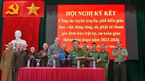 2024 HOI NGHI KY KET GIUA CAH VA GIAO HOI PHAT GIAO VE TUYEN TRUYEN TTATGT.jpg